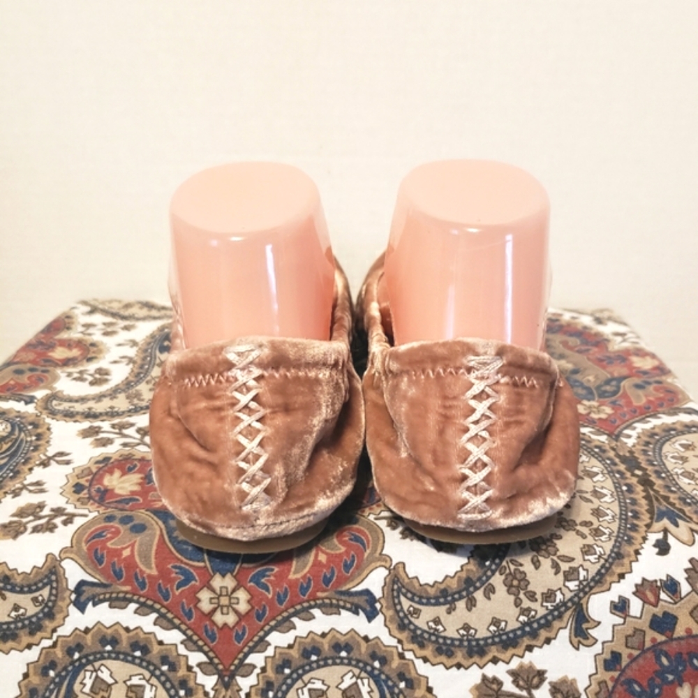 Lucky Brand LK-Emmie Women’s Velour Pink Flat Shoes Size 8.M - Picture 4 of 9